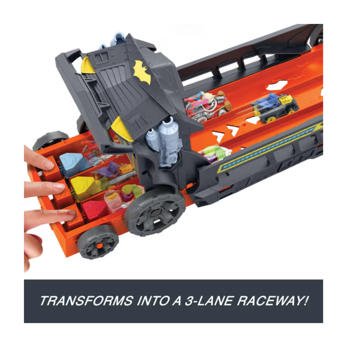 Hot Wheels Racerverse Pista de escape de Batman con coches Batman y Joker Mattel